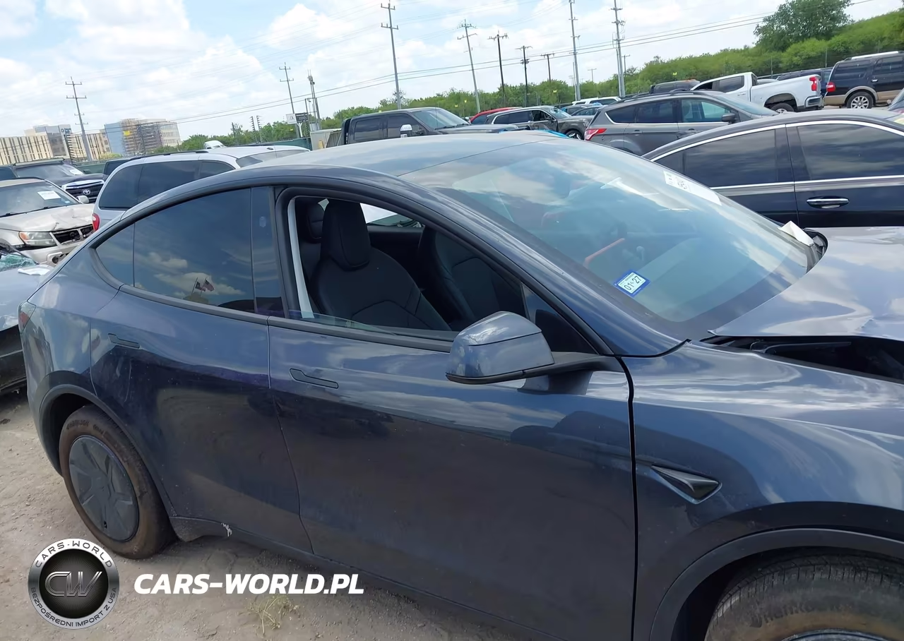 2026 Tesla Model Y Premium Rear-Wheel Drive-Rear-Wheel Drive VIN:7SAYGDED9TA587032 - 12