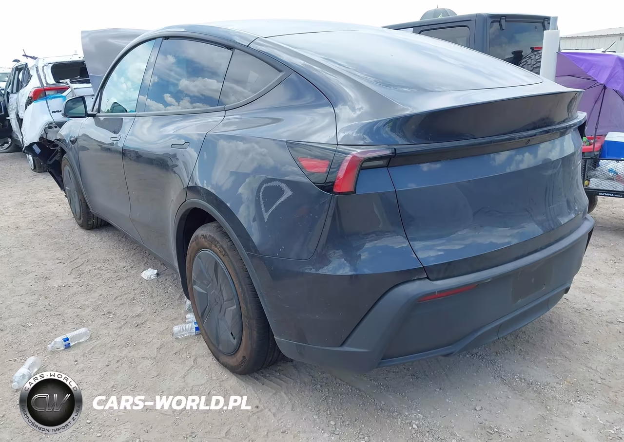 2026 Tesla Model Y Premium Rear-Wheel Drive-Rear-Wheel Drive VIN:7SAYGDED9TA587032 - 3
