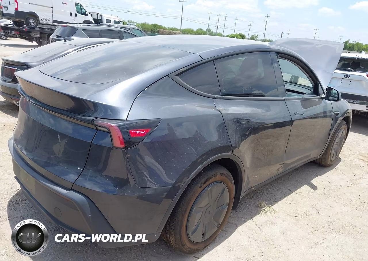 2026 Tesla Model Y Premium Rear-Wheel Drive-Rear-Wheel Drive VIN:7SAYGDED9TA587032 - 4