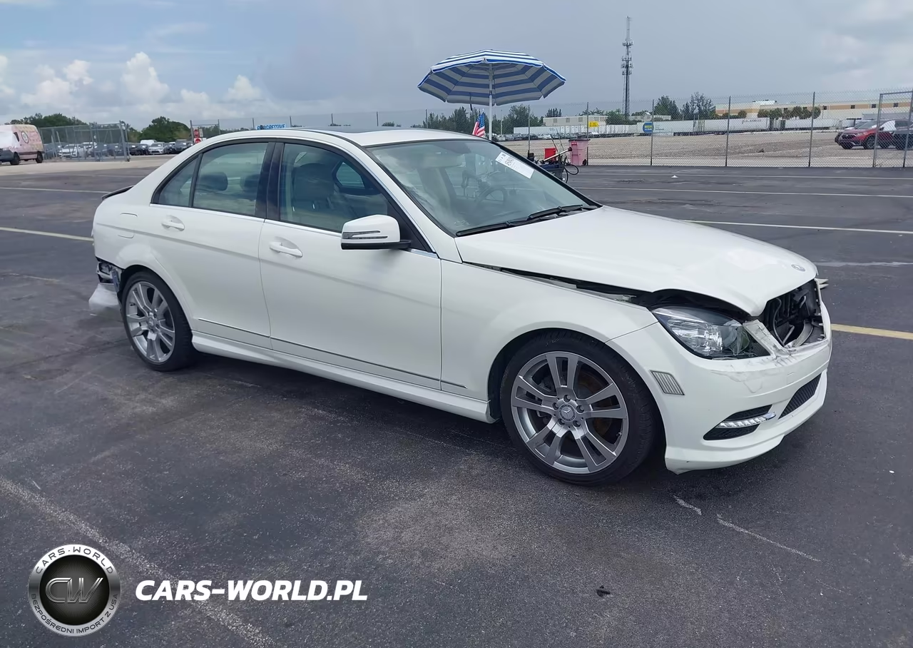 2011 Mercedes-Benz C 300 Luxury-Sport