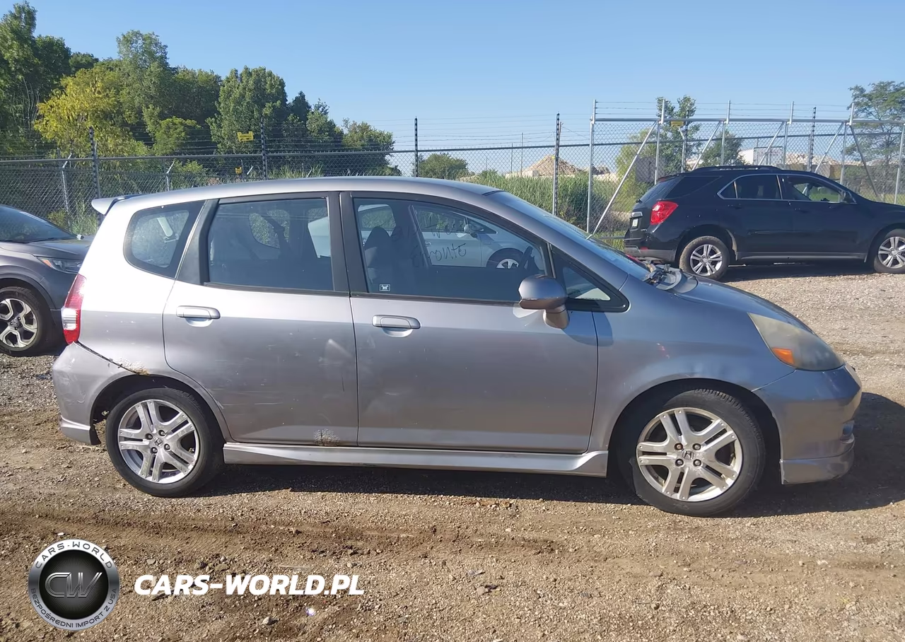 2007 Honda Fit Sport VIN:JHMGD38687S039476 - 13