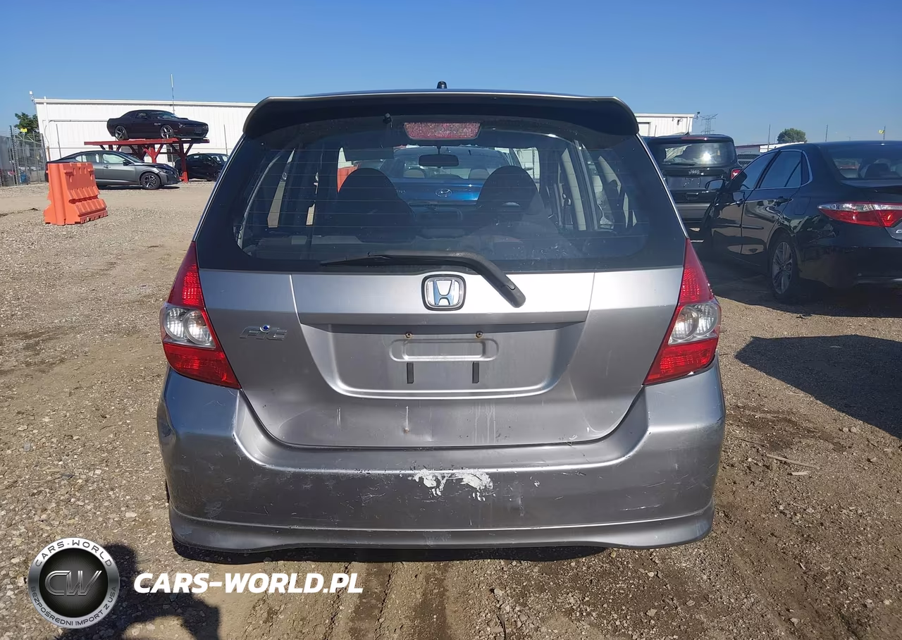 2007 Honda Fit Sport VIN:JHMGD38687S039476 - 16
