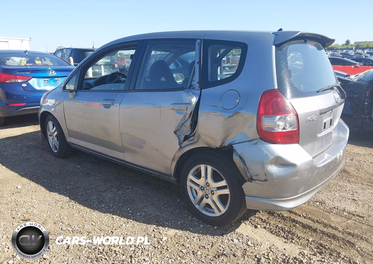 2007 Honda Fit Sport VIN:JHMGD38687S039476 - 3