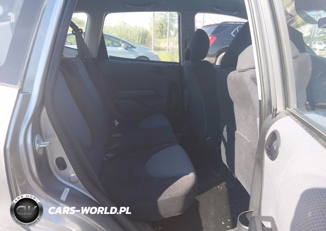 2007 Honda Fit Sport VIN:JHMGD38687S039476 - 8
