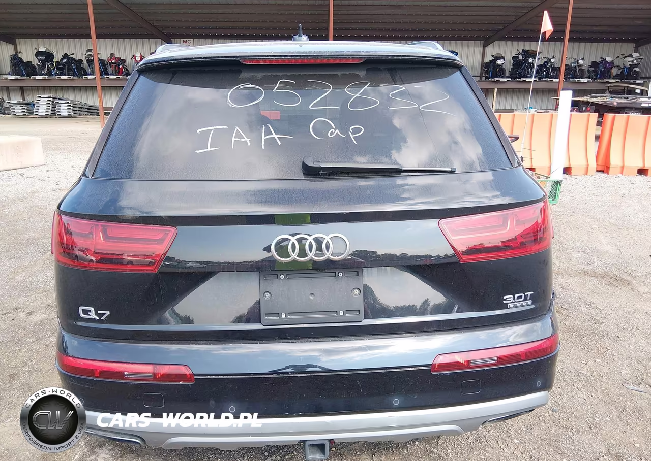 2017 Audi Q7 3.0T Premium VIN:WA1VAAF71HD052832 - 16