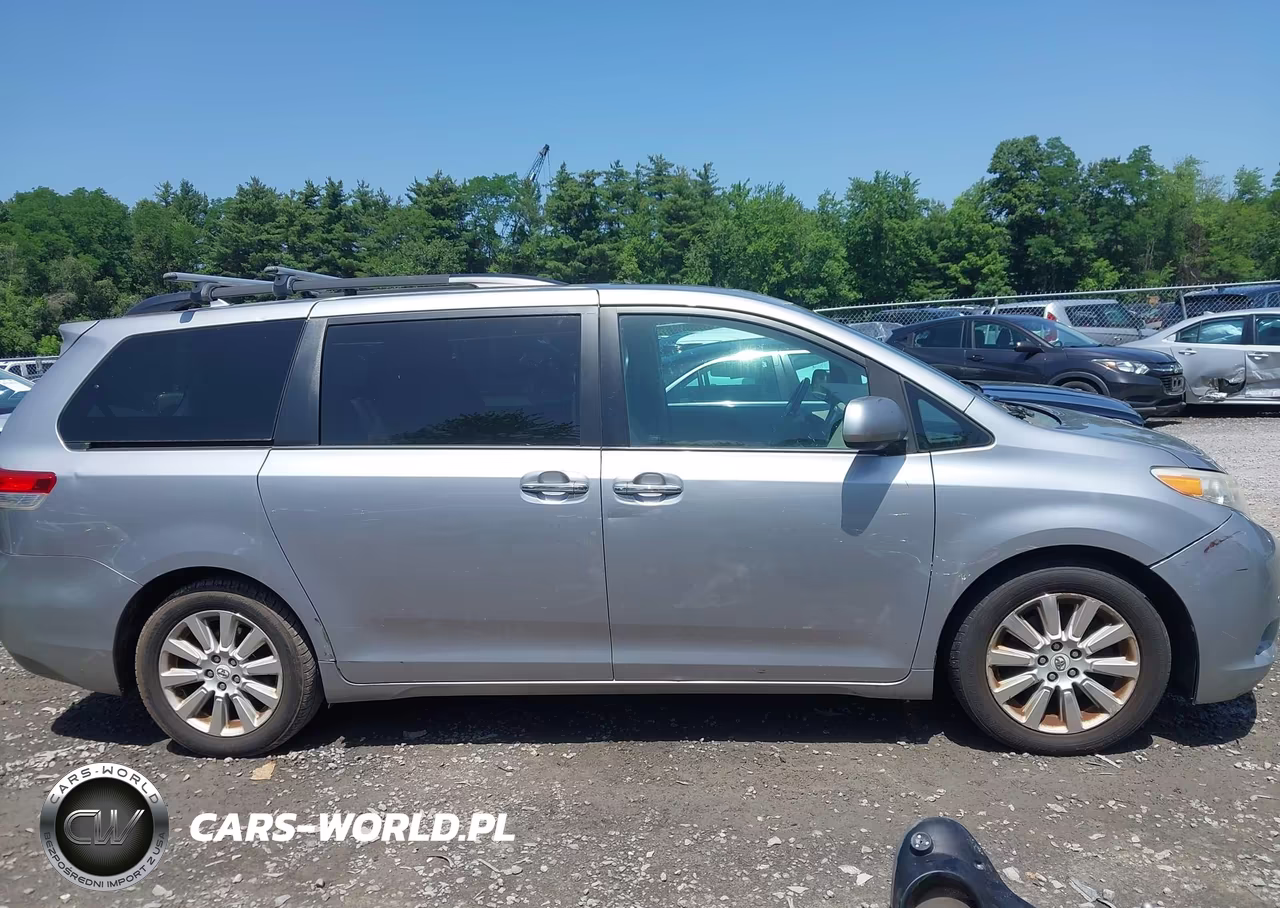 2012 Toyota Sienna Limited 7 Passenger VIN:5TDDK3DC5CS046068 - 13