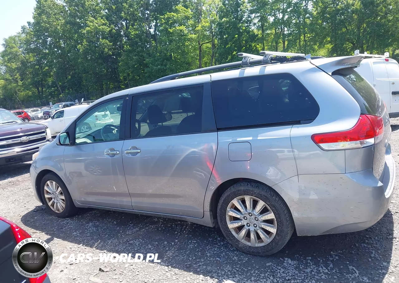 2012 Toyota Sienna Limited 7 Passenger VIN:5TDDK3DC5CS046068 - 14
