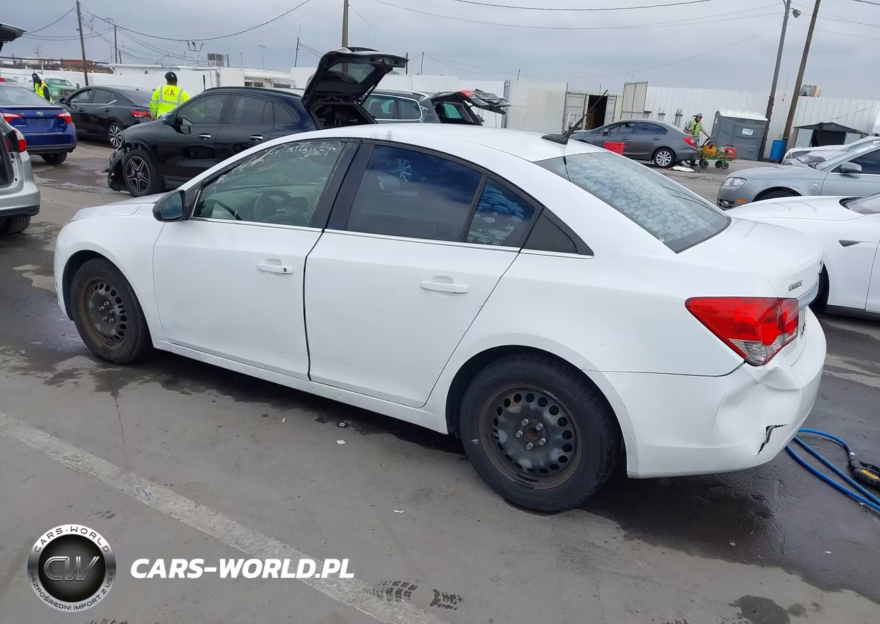 2012 Chevrolet Cruze Ls VIN:1G1PC5SH4C7244910 - 3