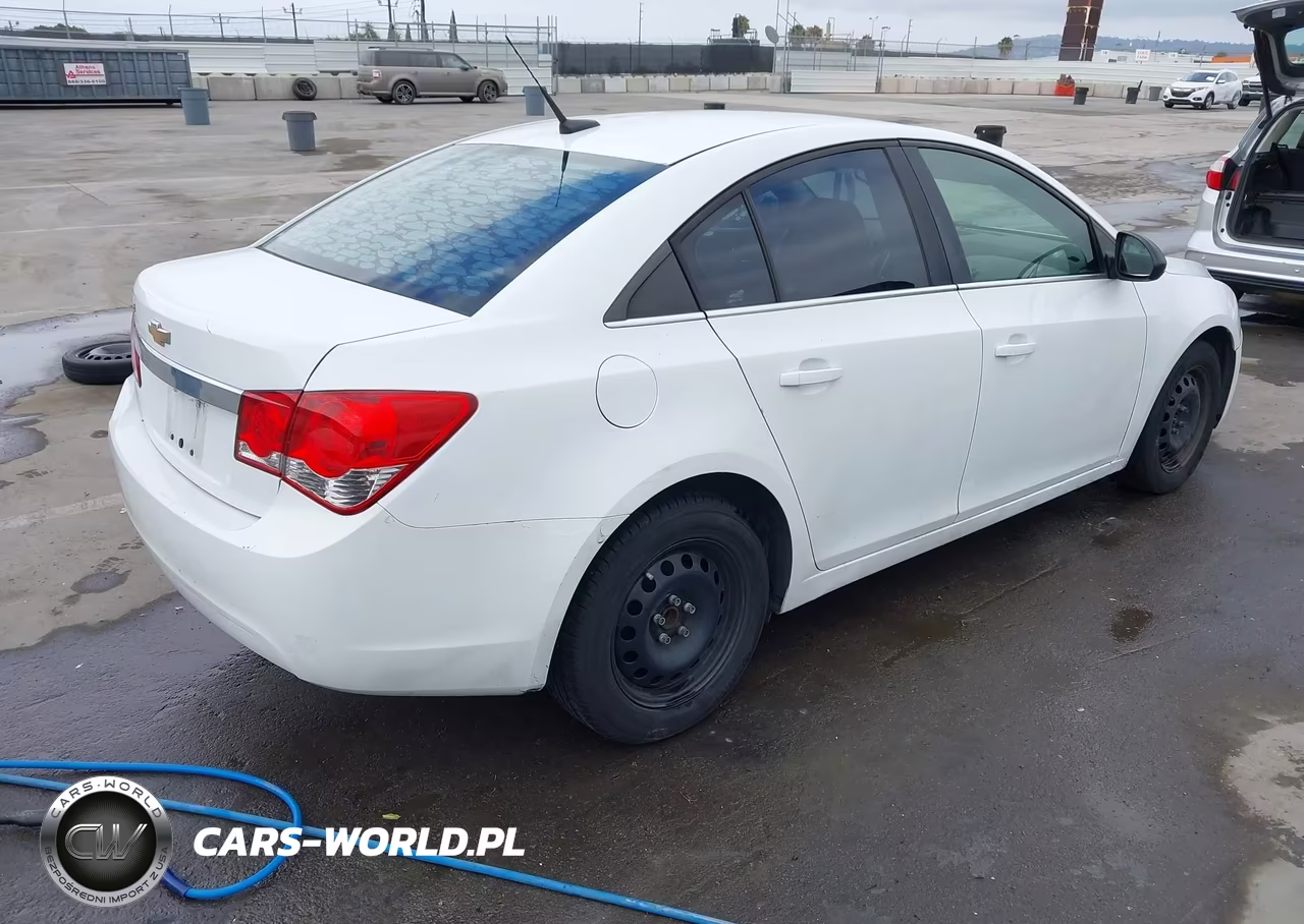 2012 Chevrolet Cruze Ls VIN:1G1PC5SH4C7244910 - 4
