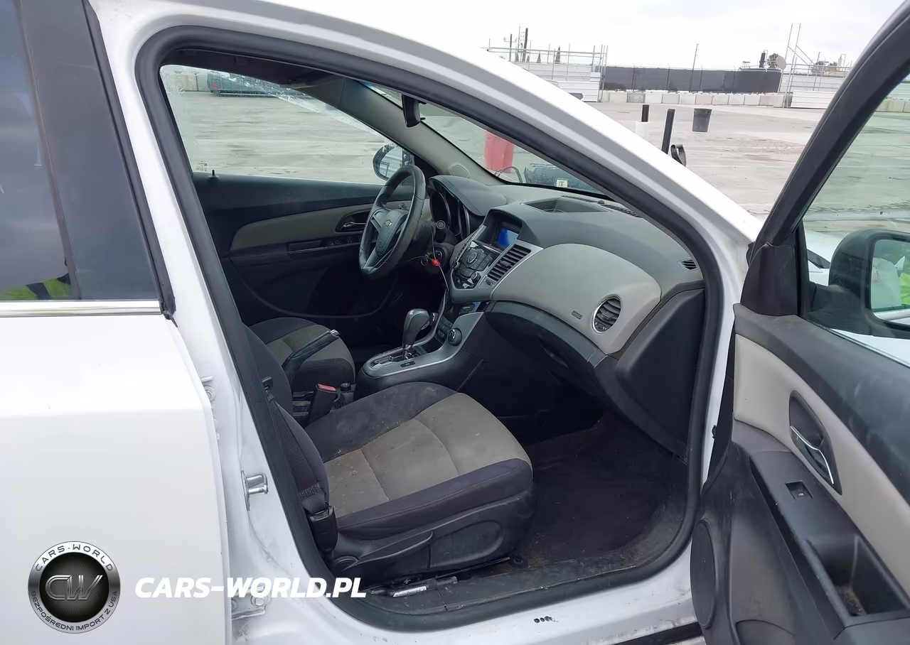2012 Chevrolet Cruze Ls VIN:1G1PC5SH4C7244910 - 5