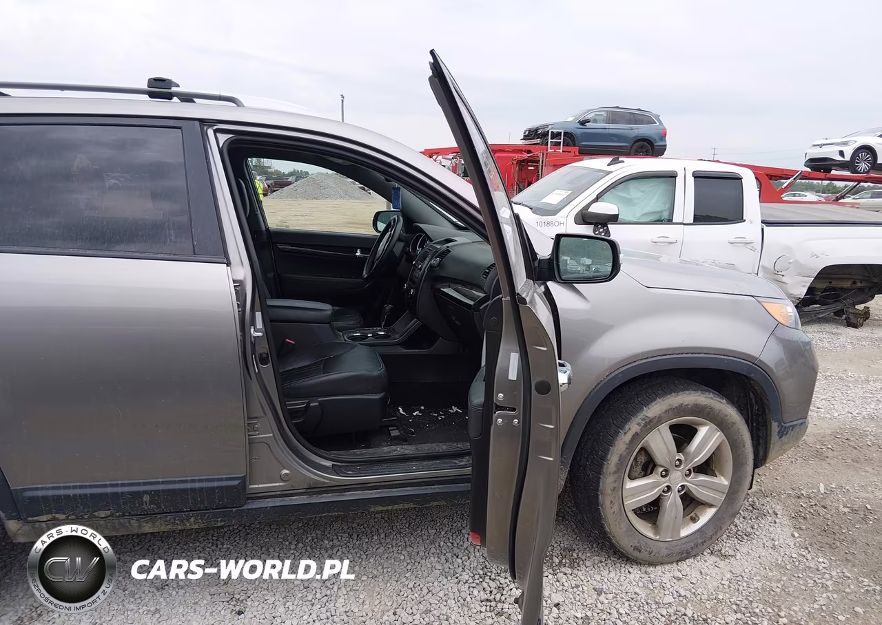 2013 Kia Sorento Ex VIN:5XYKUCA68DG421014 - 5