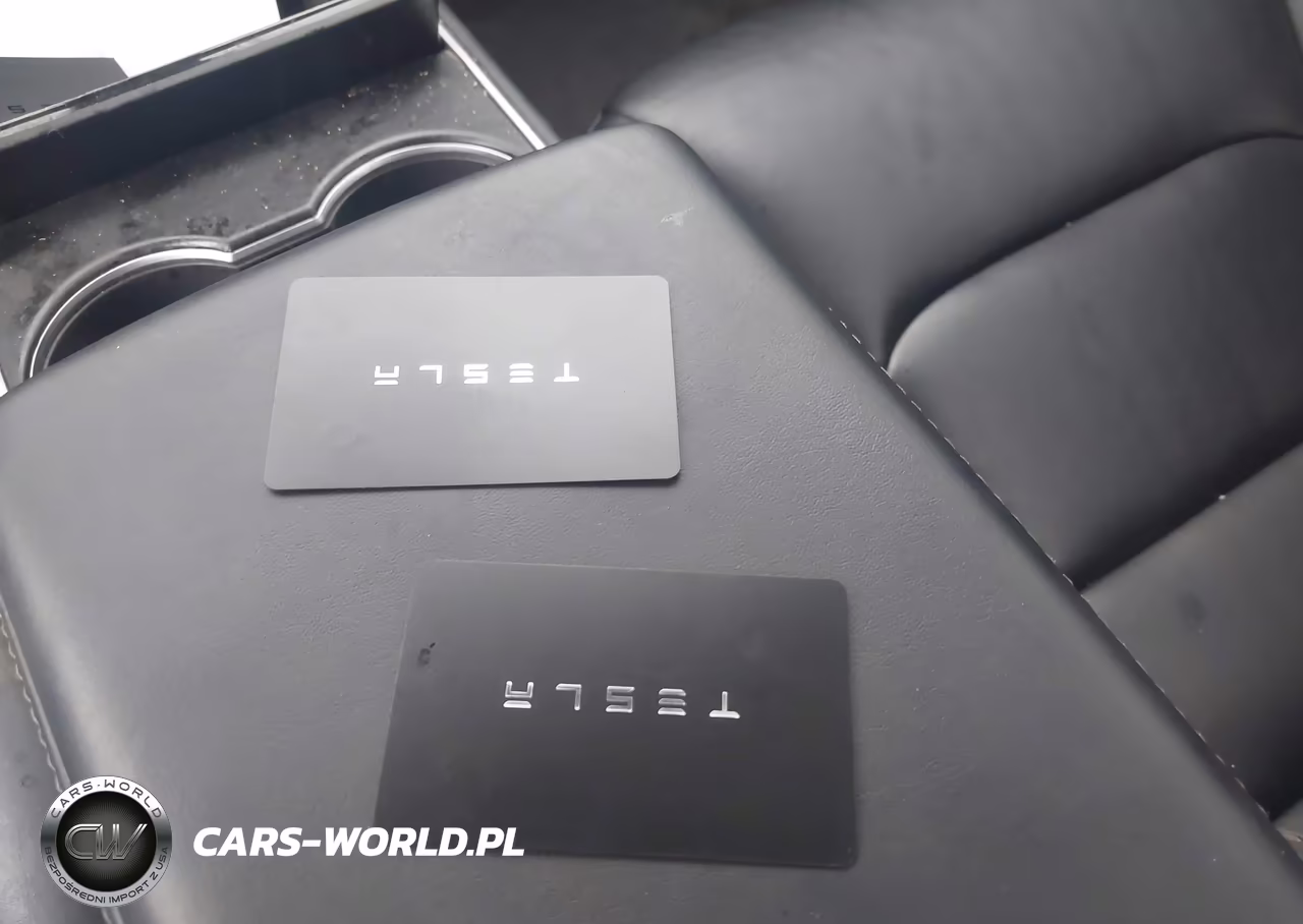 2018 Tesla Model 3 Long Range-Performance VIN:5YJ3E1EB9JF114953 - 11