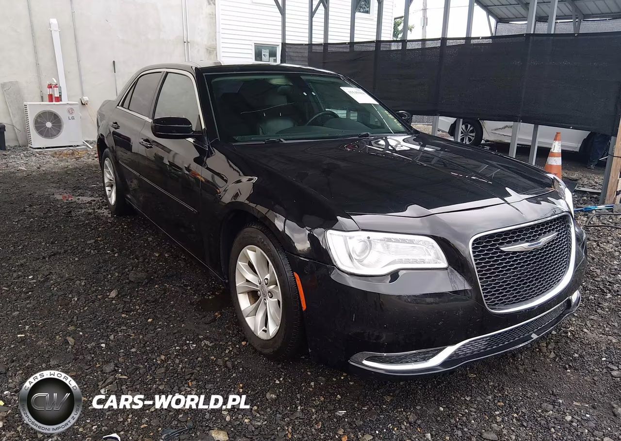 2015 Chrysler 300 Limited