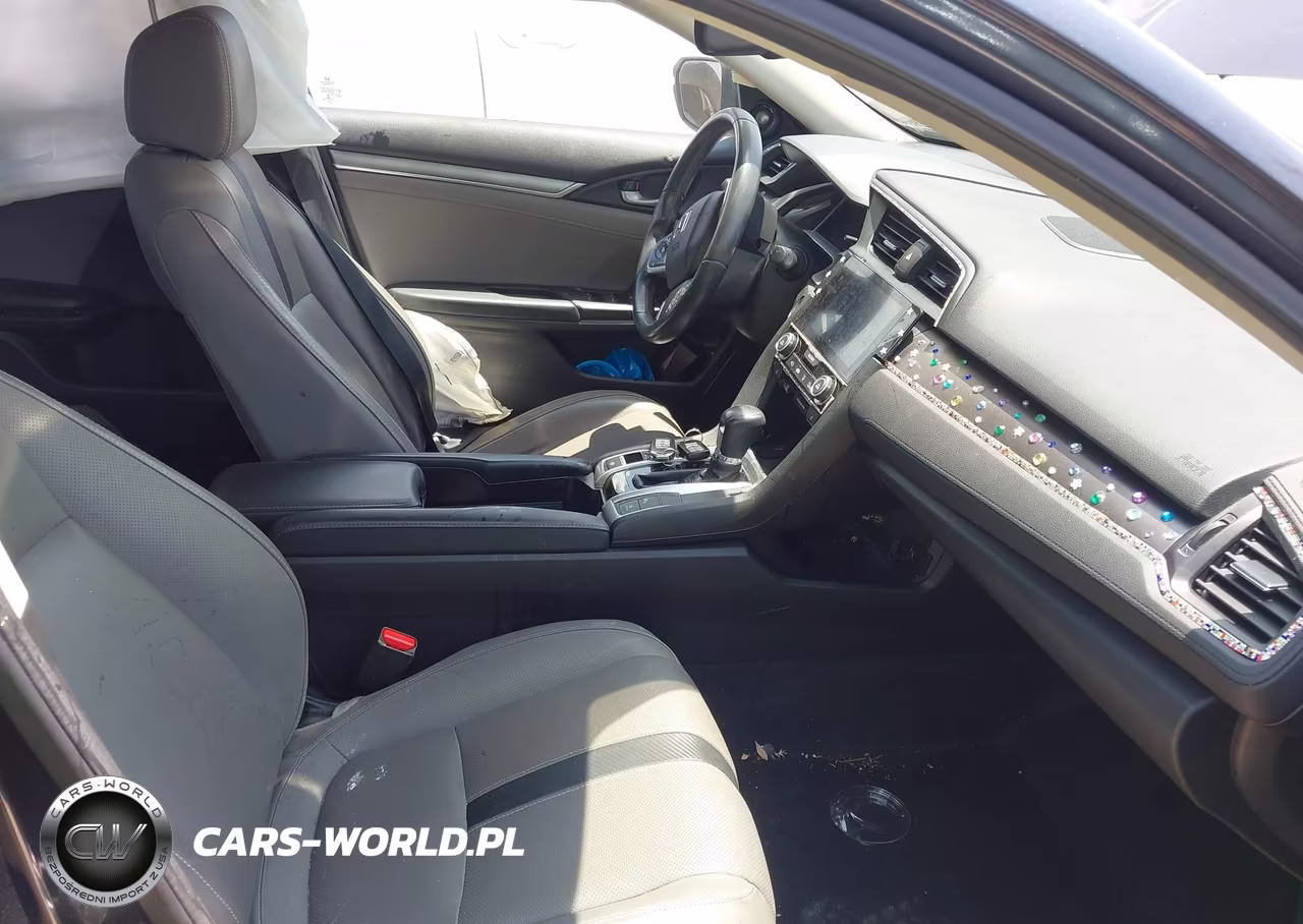 2017 Honda Civic Touring VIN:2HGFC1F95HH653820 - 5