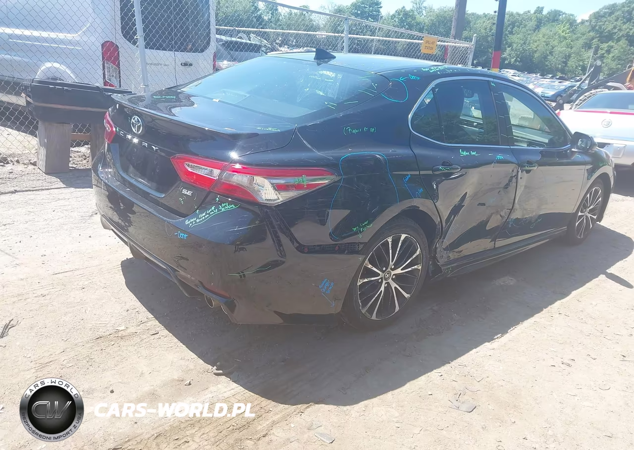 2019 Toyota Camry Se VIN:4T1B11HK7KU849129 - 4
