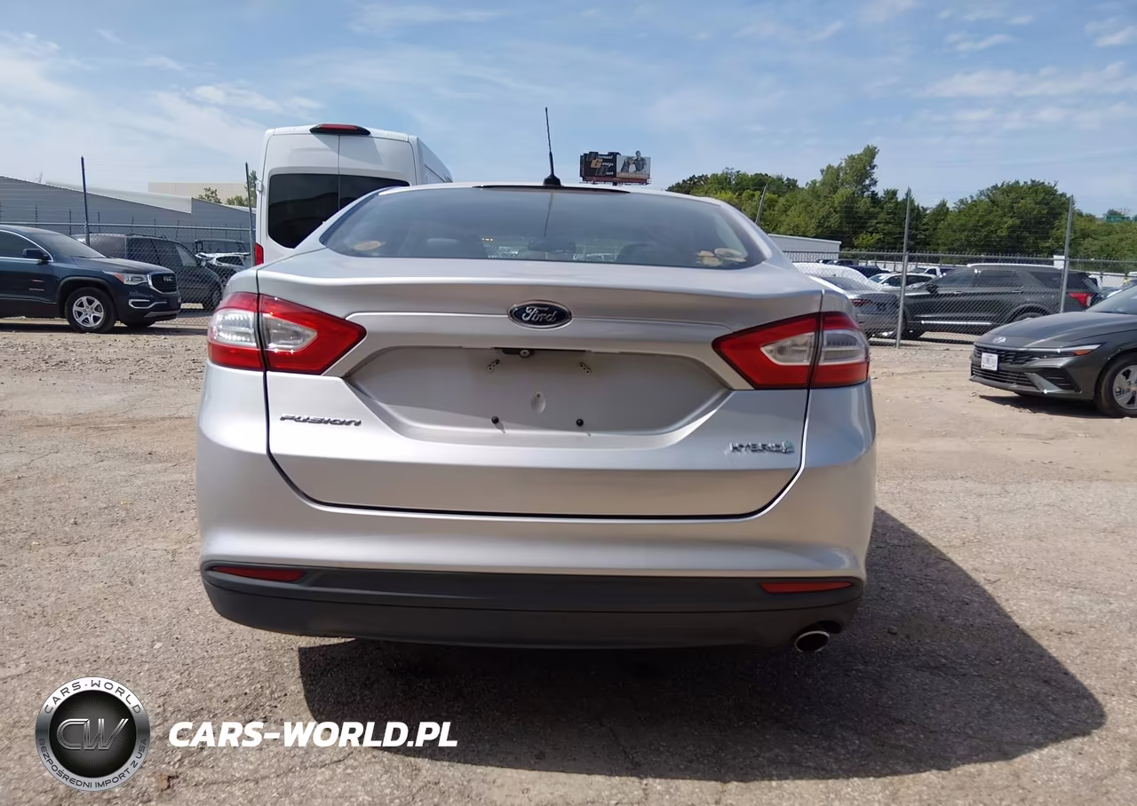 2015 Ford Fusion Hybrid S VIN:3FA6P0UU8FR132621 - 19