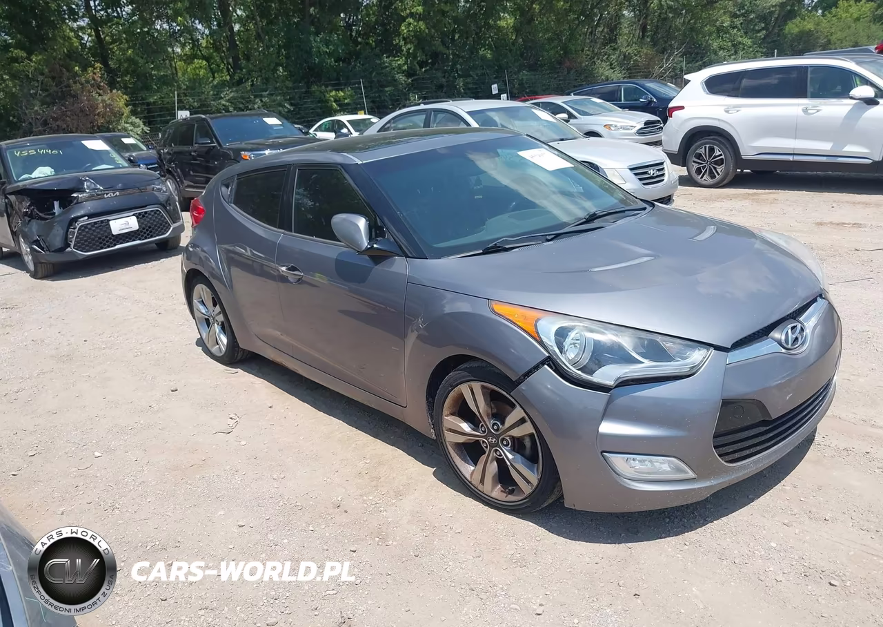 2013 Hyundai Veloster Base W-Black – zdjęcie 1 z 11