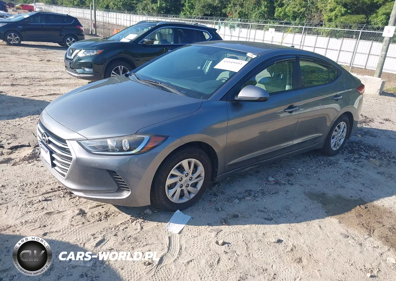 2017 Hyundai Elantra Se VIN:KMHD74LFXHU135717 - 2