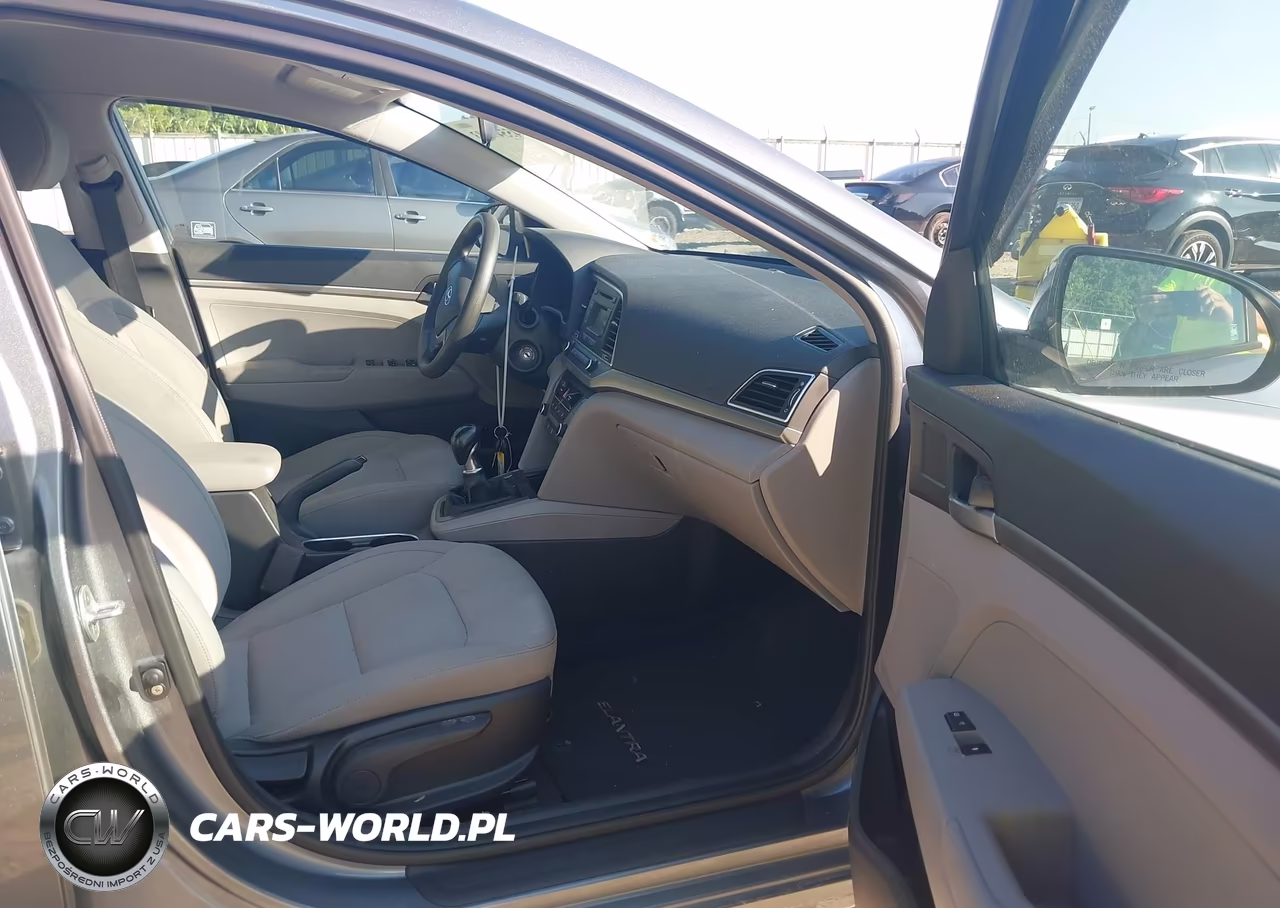 2017 Hyundai Elantra Se VIN:KMHD74LFXHU135717 - 5