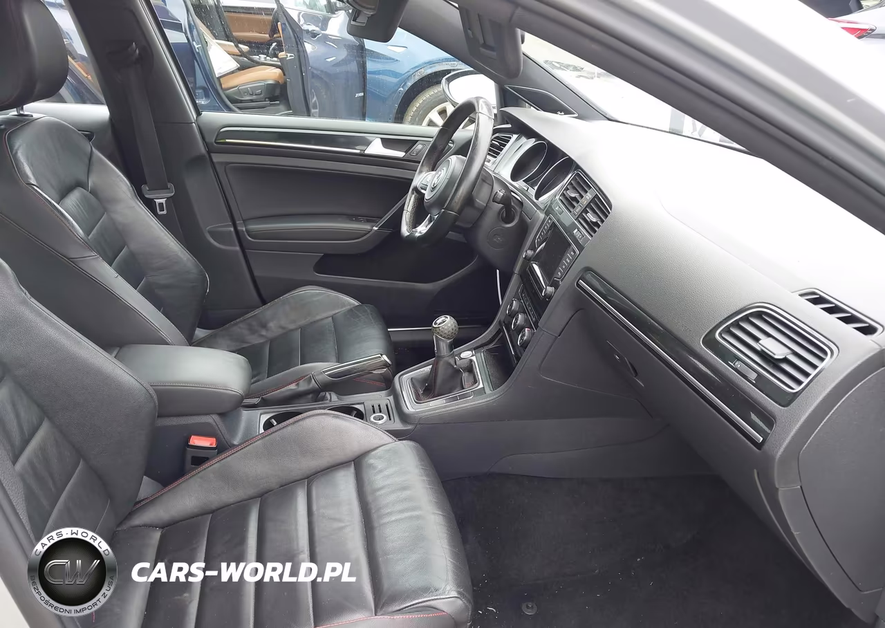 2015 Volkswagen Golf Gti 2.0T Se 4-Door VIN:3VW5T7AU6FM011045 - 5