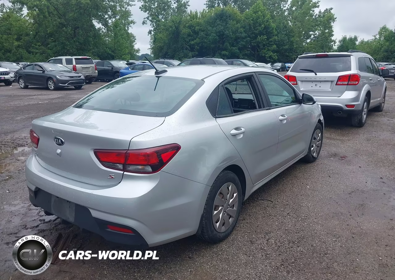 2018 Kia Rio S VIN:3KPA24ABXJE145447 - 4