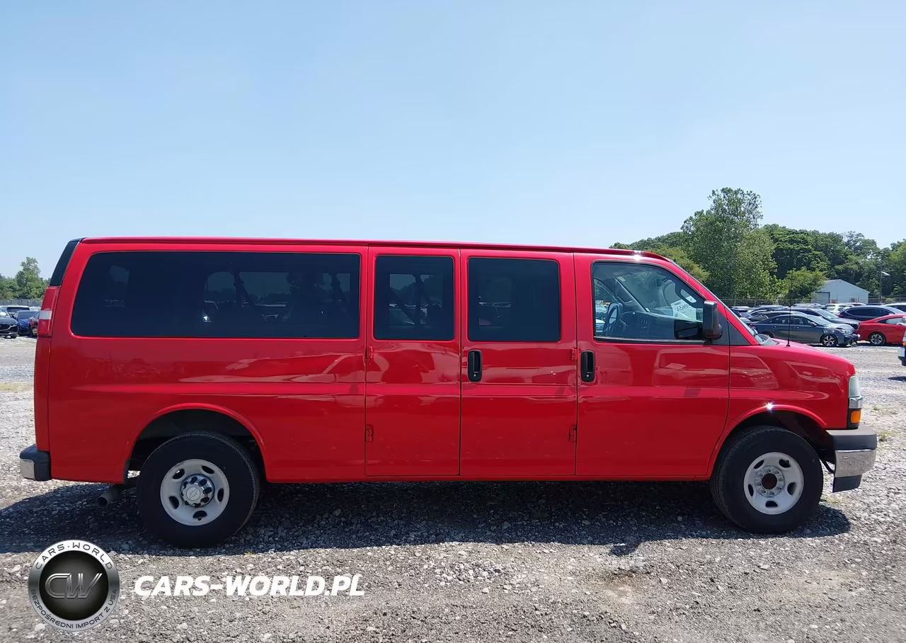 2017 Chevrolet Express 3500 Lt VIN:1GAZGPFG1H1275004 - 13