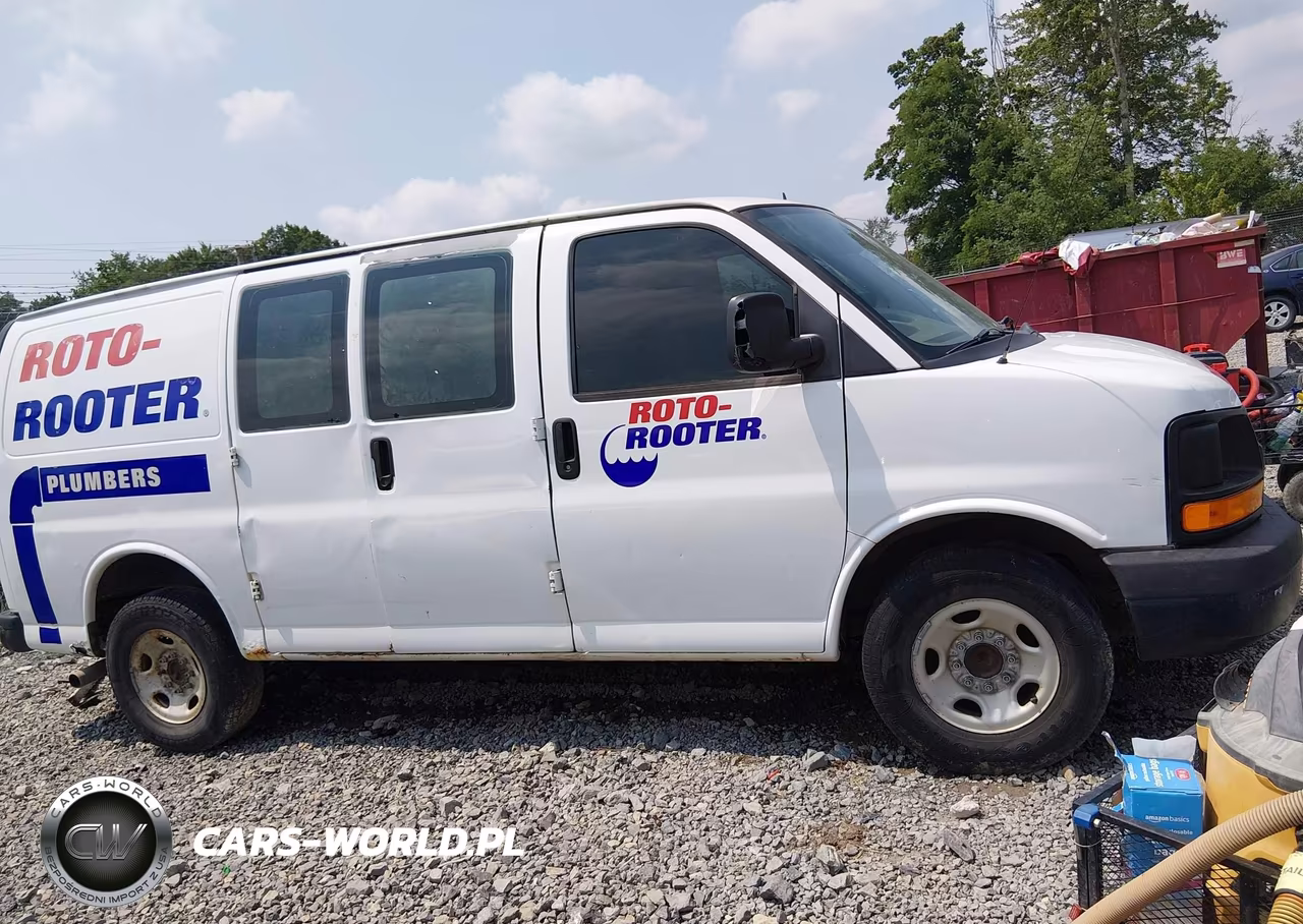 2015 Chevrolet Express 2500 Work Van VIN:1GCWGFCF0F1199272 - 14
