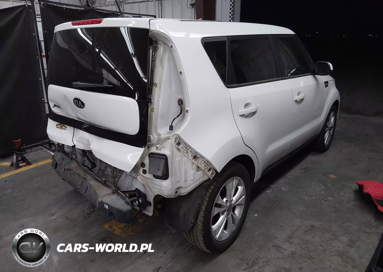 2016 Kia Soul + VIN:KNDJP3A59G7263021 - 4