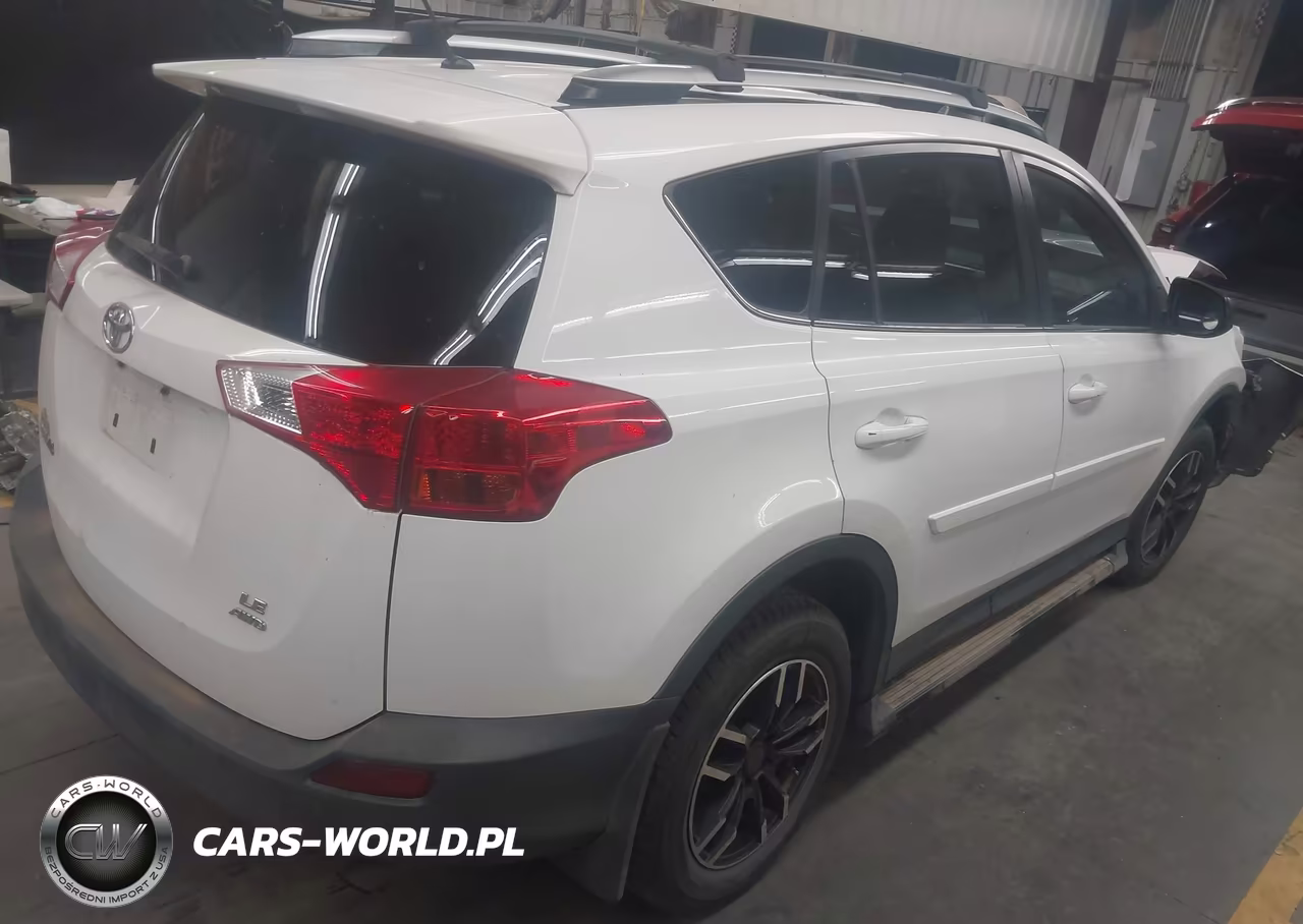 2014 Toyota Rav4 Le VIN:JTMBFREV4ED063747 - 4