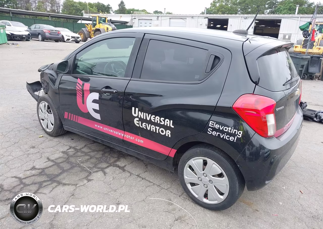 2018 Chevrolet Spark Ls Cvt VIN:KL8CB6SA3JC482875 - 3