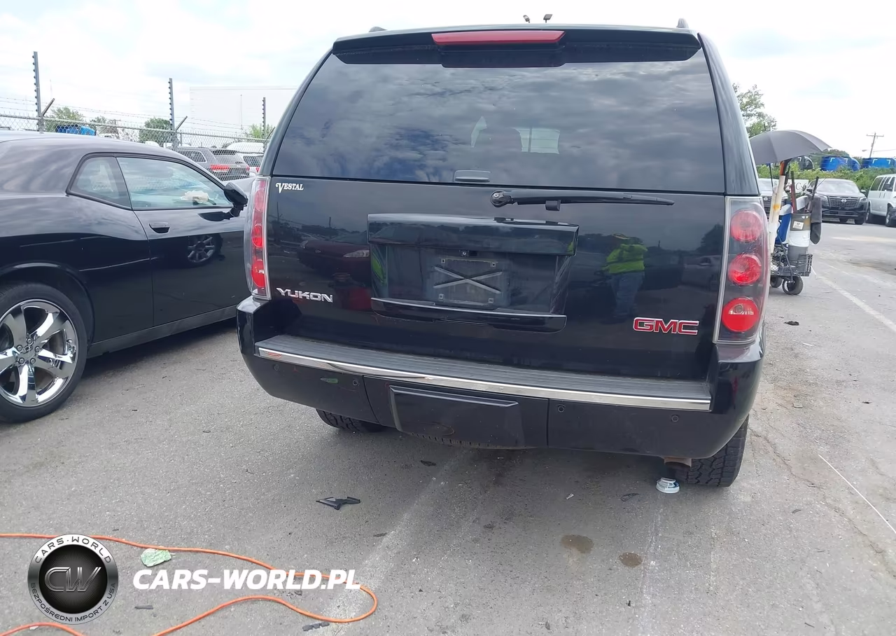 2013 GMC Yukon Denali VIN:1GKS2EEF3DR128350 - 16