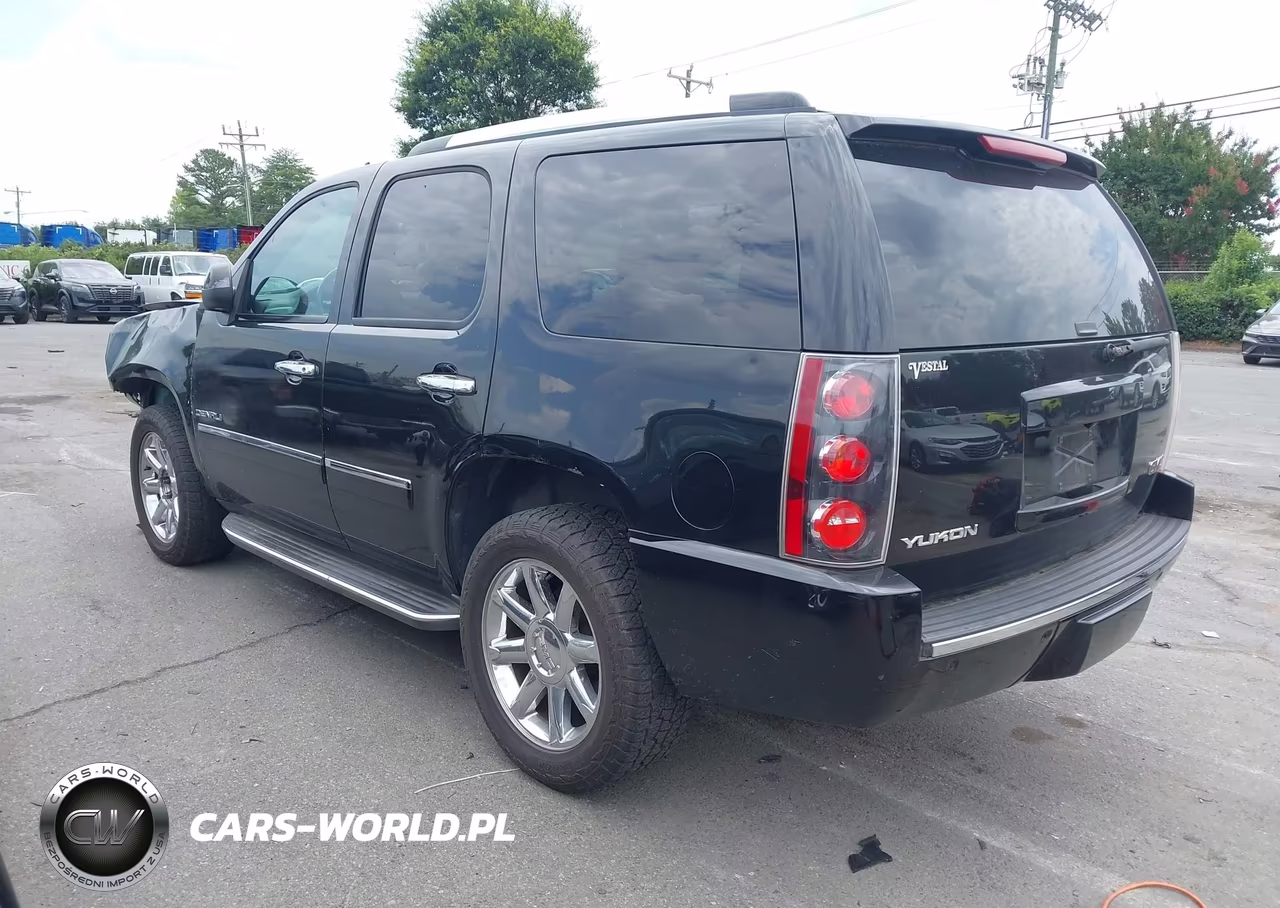 2013 GMC Yukon Denali VIN:1GKS2EEF3DR128350 - 3