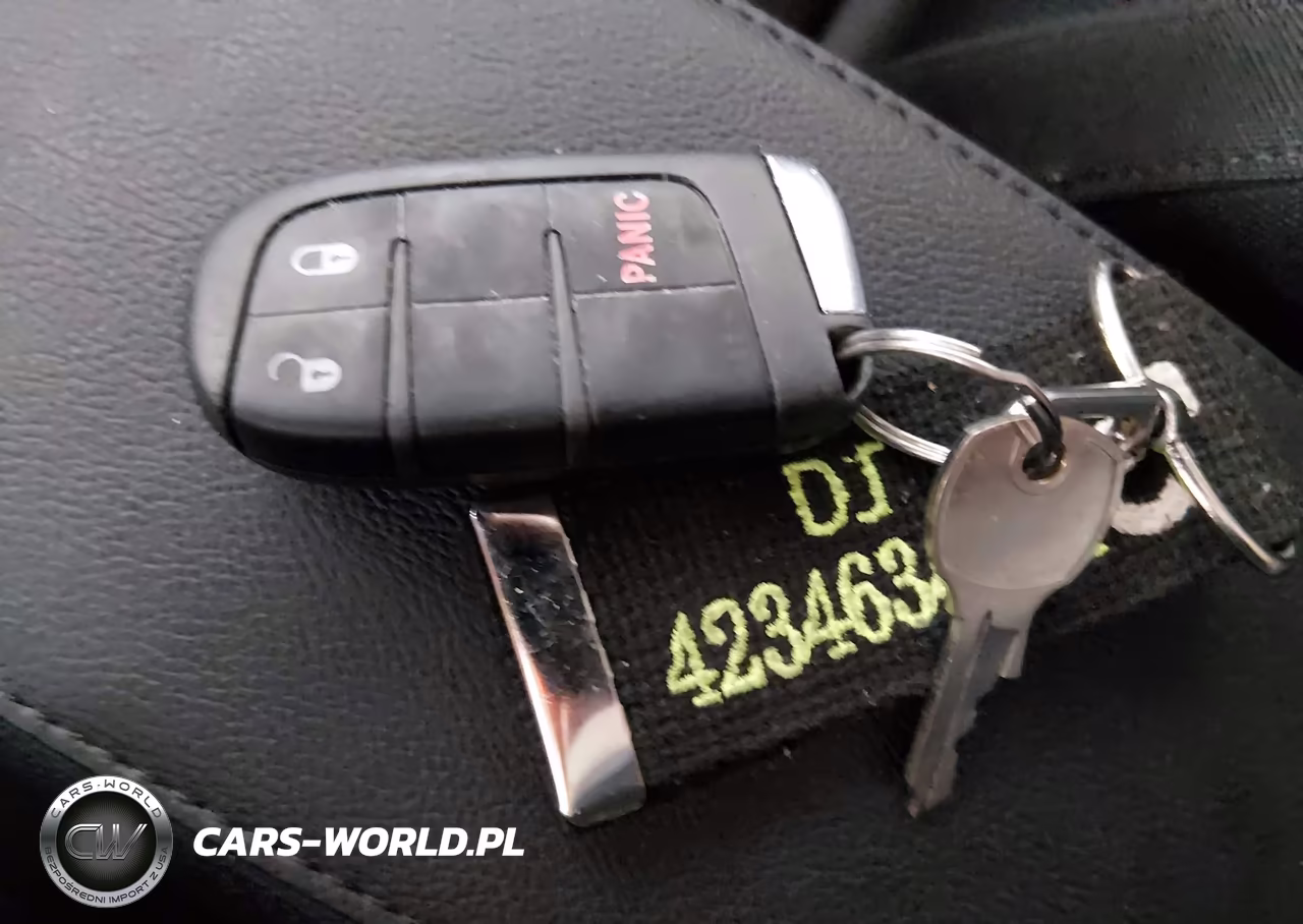 2019 Jeep Renegade Sport 4X4 VIN:ZACNJBAB8KPJ84466 - 11