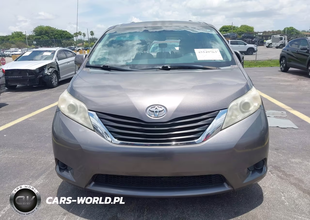 2014 Toyota Sienna Le V6 8 Passenger VIN:5TDKK3DC6ES431049 - 12
