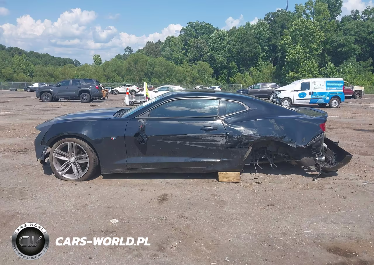 2018 Chevrolet Camaro 1Lt VIN:1G1FB1RSXJ0125595 - 14