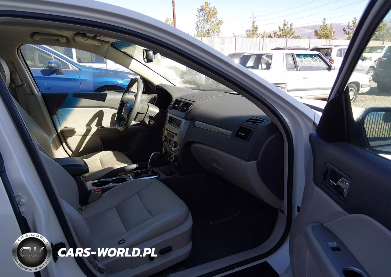 2012 Ford Fusion Hybrid VIN:3FADP0L36CR380460 - 5