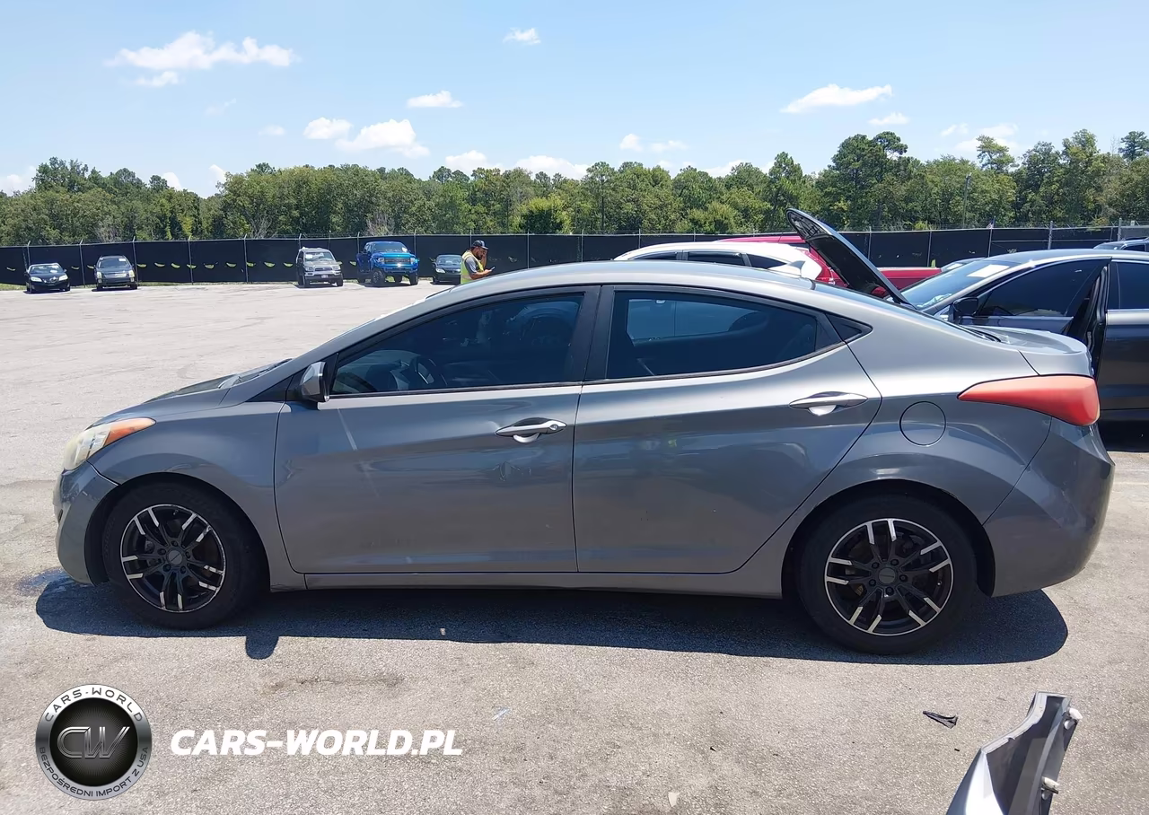 2013 Hyundai Elantra Gls VIN:5NPDH4AE3DH415107 - 14