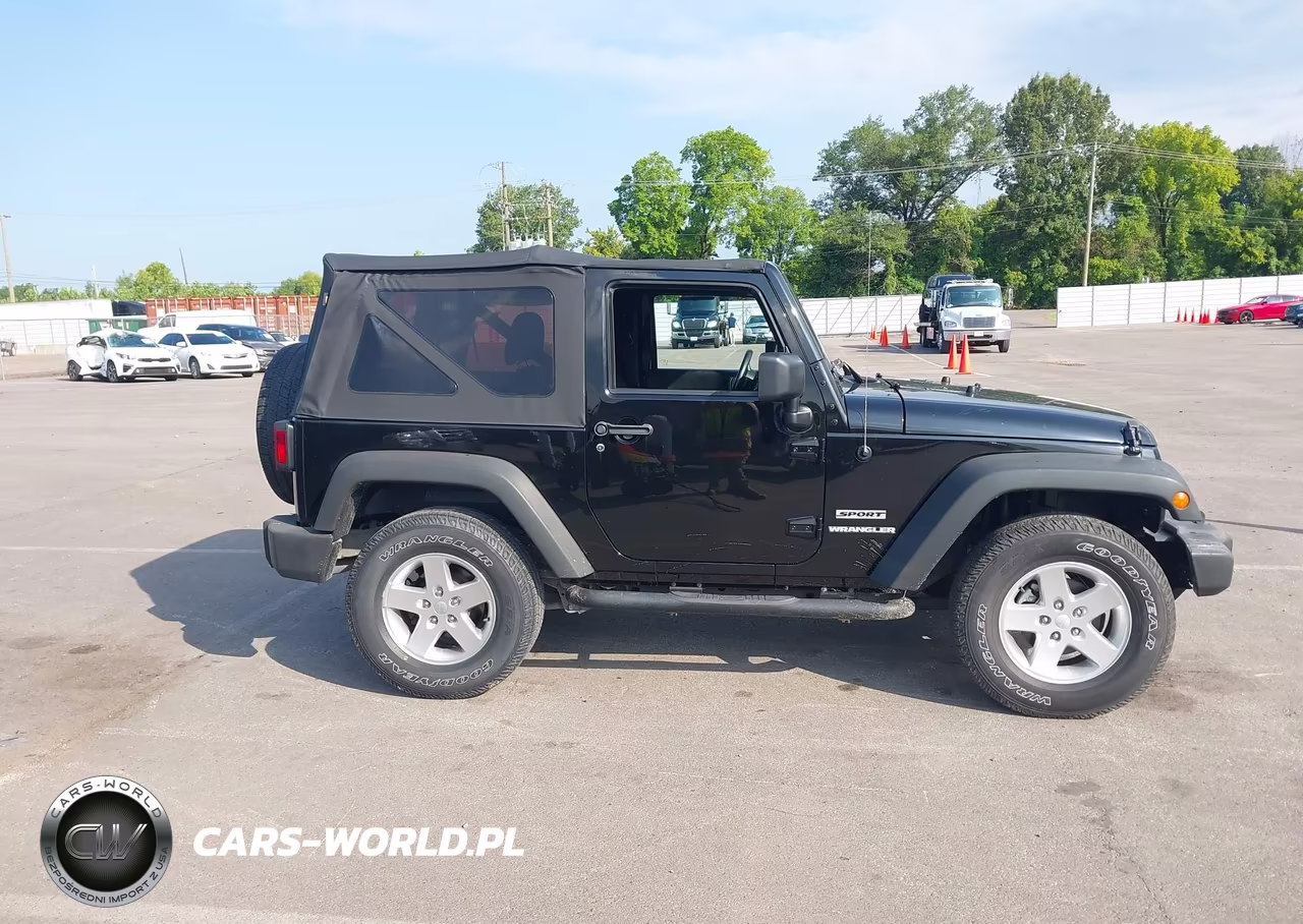 2017 Jeep Wrangler Sport VIN:1C4AJWAG0HL597709 - 13