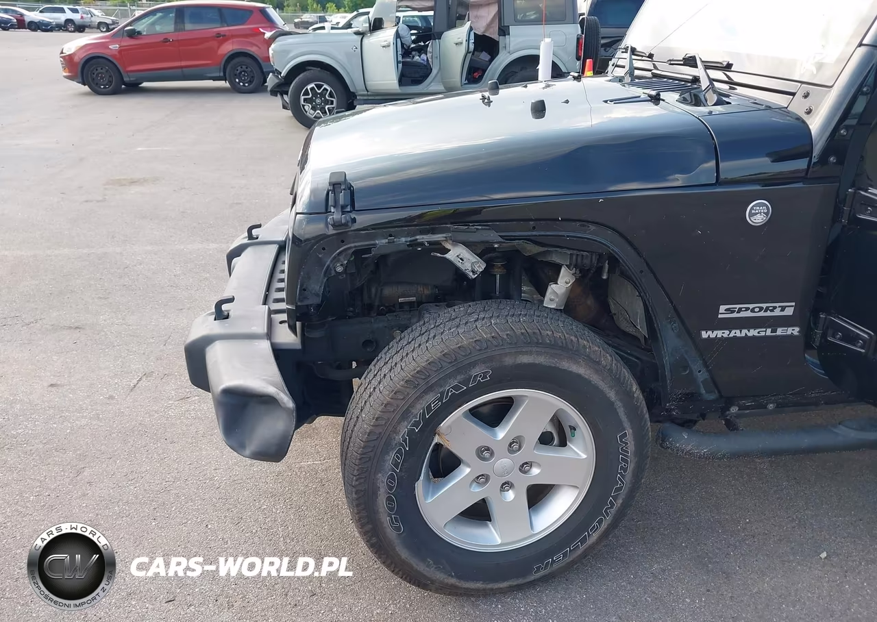 2017 Jeep Wrangler Sport VIN:1C4AJWAG0HL597709 - 6