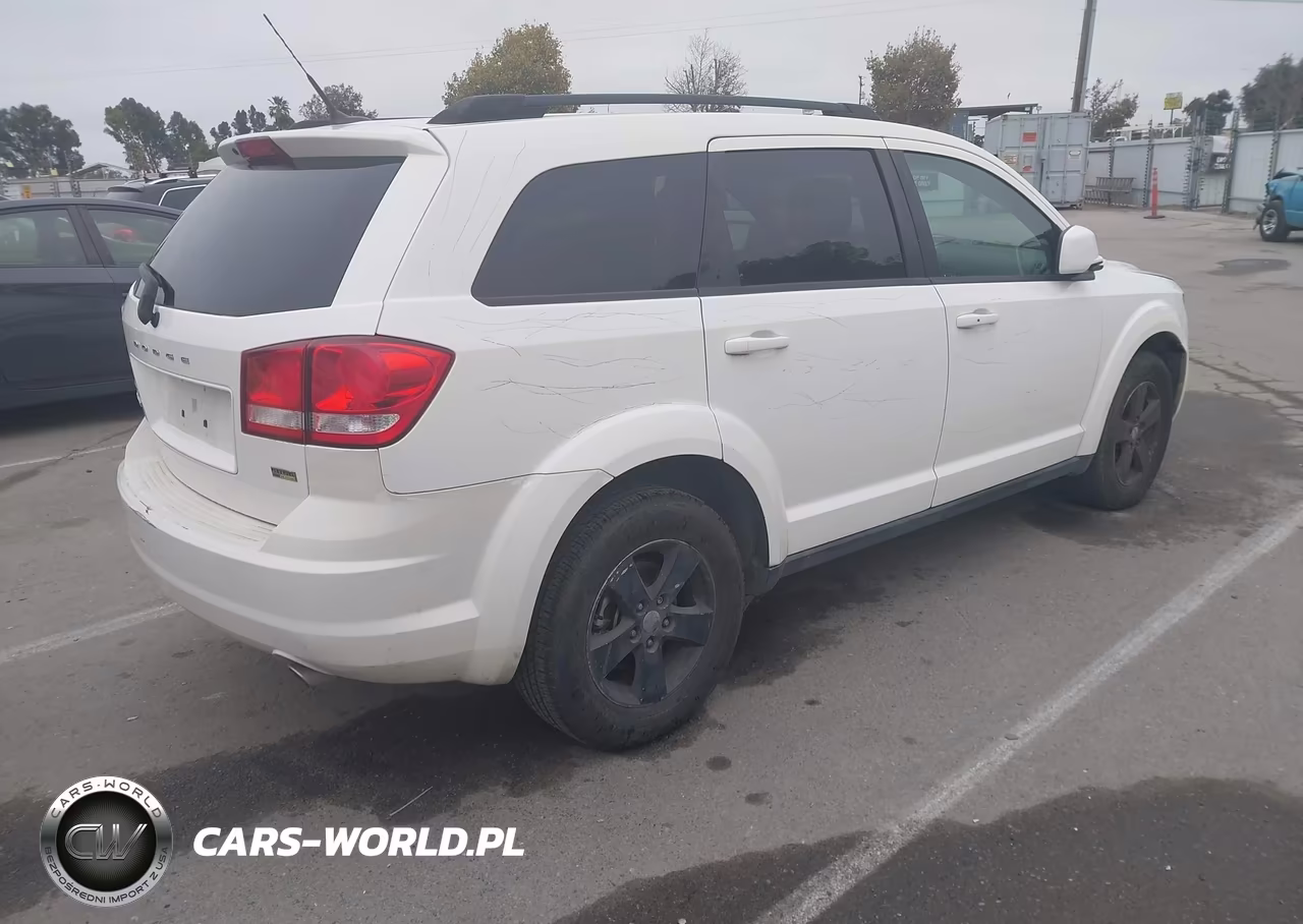 2011 Dodge Journey Mainstreet VIN:3D4PG1FG5BT526668 - 4