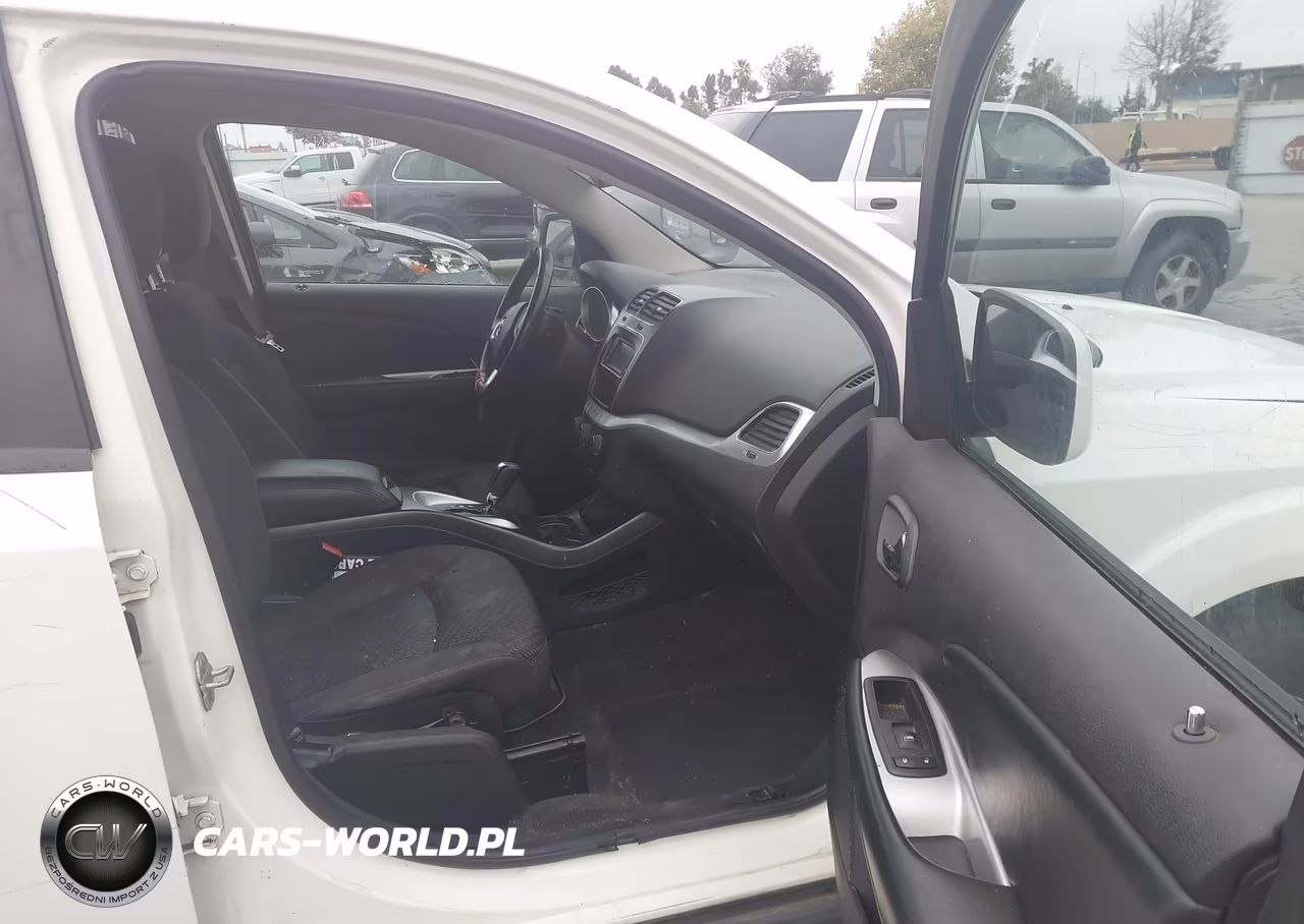 2011 Dodge Journey Mainstreet VIN:3D4PG1FG5BT526668 - 5