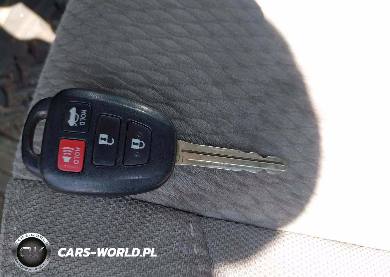 2015 Toyota Corolla Le VIN:2T1BURHE4FC454381 - 11