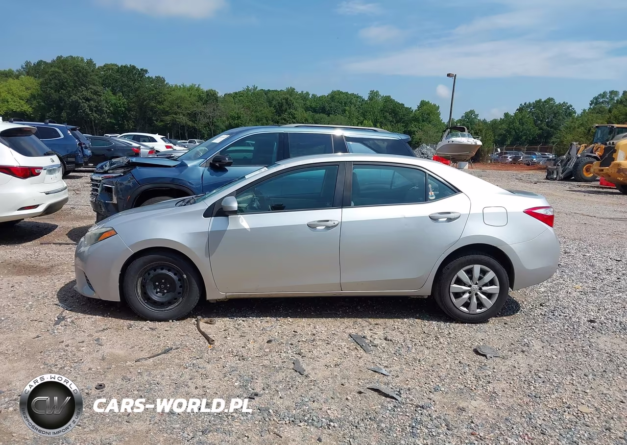 2015 Toyota Corolla Le VIN:2T1BURHE4FC454381 - 14