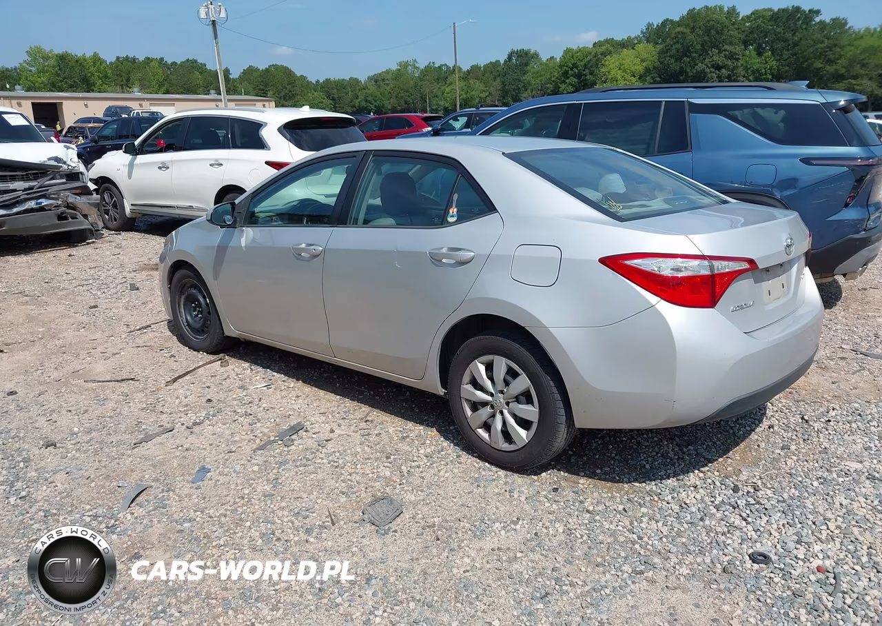 2015 Toyota Corolla Le VIN:2T1BURHE4FC454381 - 3