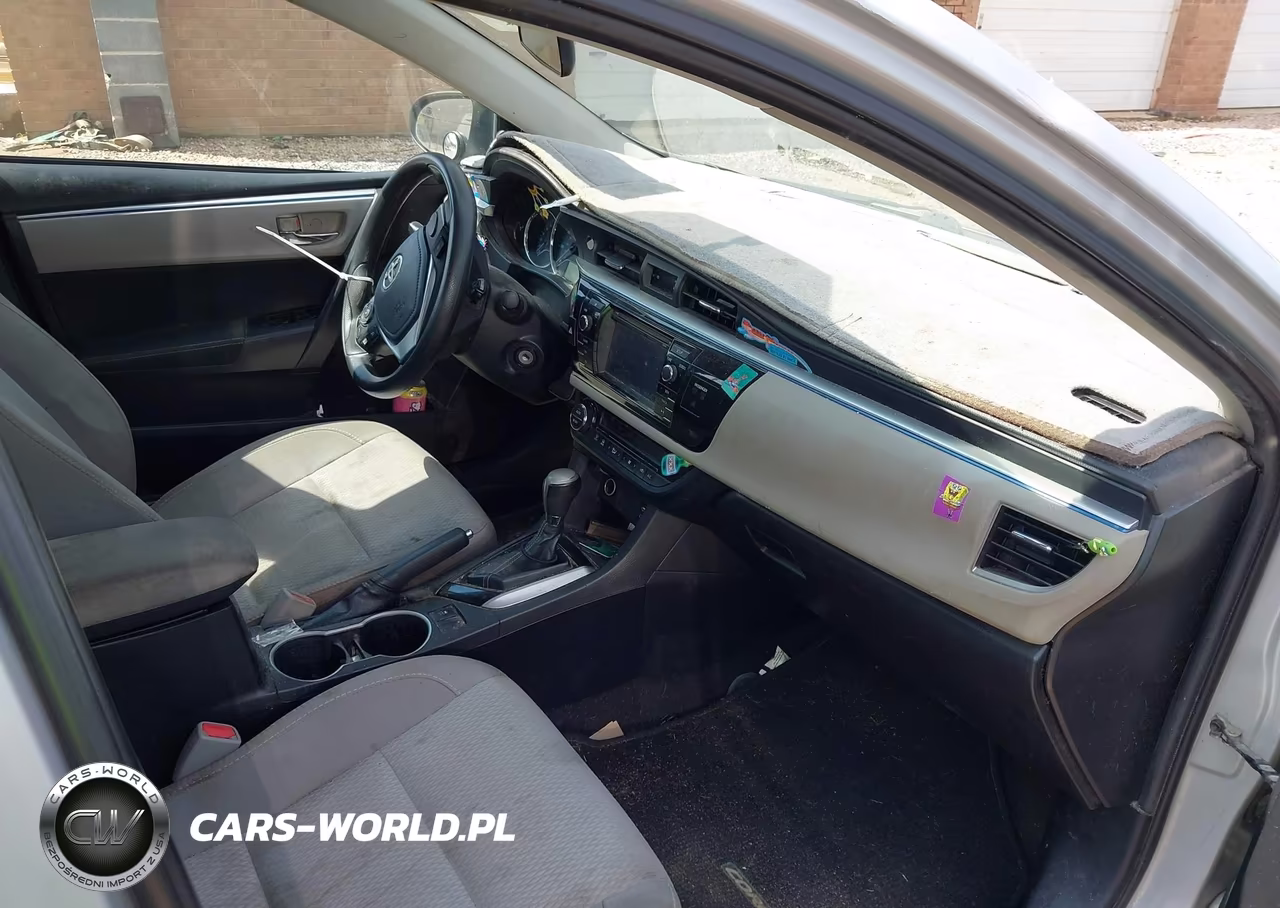 2015 Toyota Corolla Le VIN:2T1BURHE4FC454381 - 5