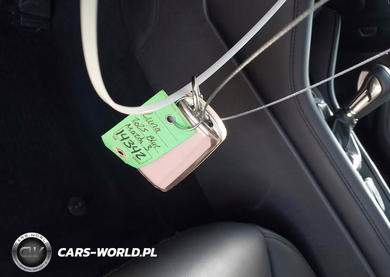 2025 Mazda Mazda3 2.5 S Preferred VIN:3MZBPACM5SM461460 - 11
