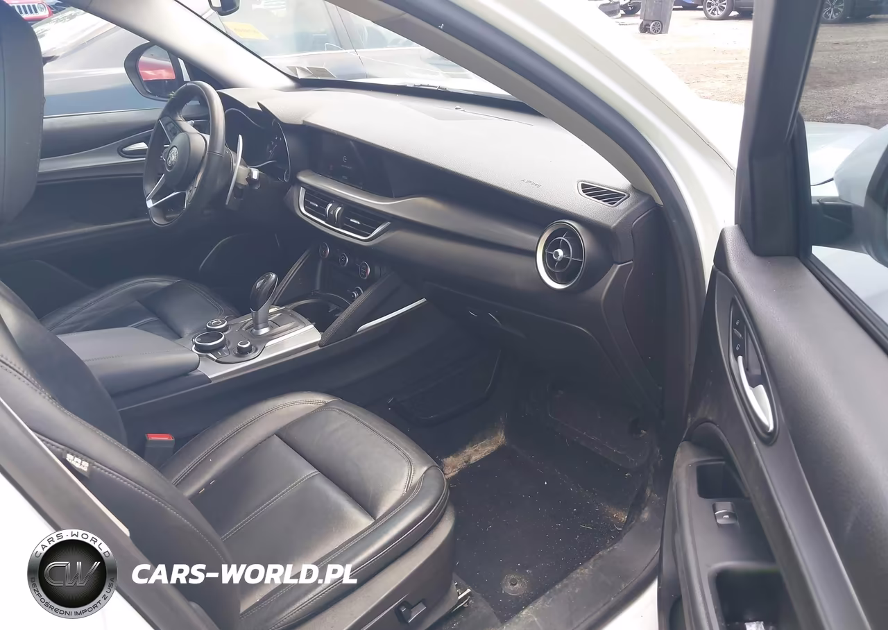 2018 Alfa Romeo Stelvio Sport Awd VIN:ZASFAKPN7J7B86964 - 5