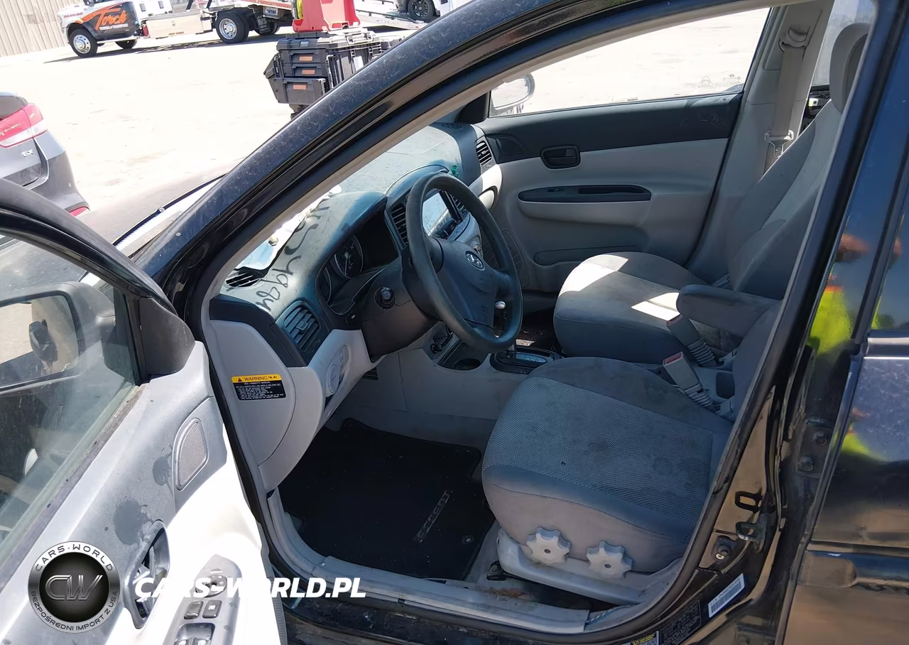 2006 Hyundai Accent Gls VIN:KMHCN46C26U018598 - 5