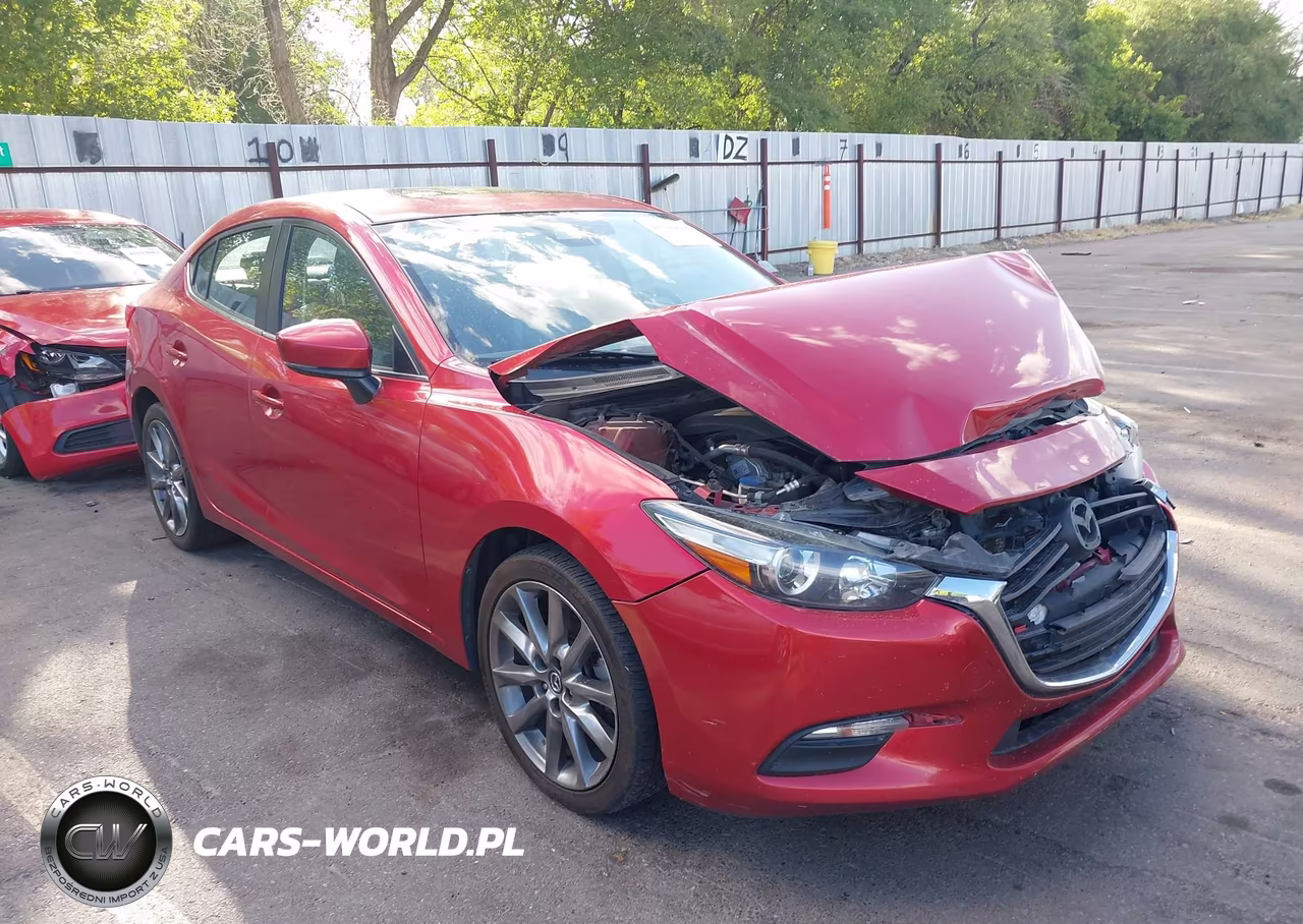 2018 Mazda Mazda3 Touring – zdjęcie 1 z 17