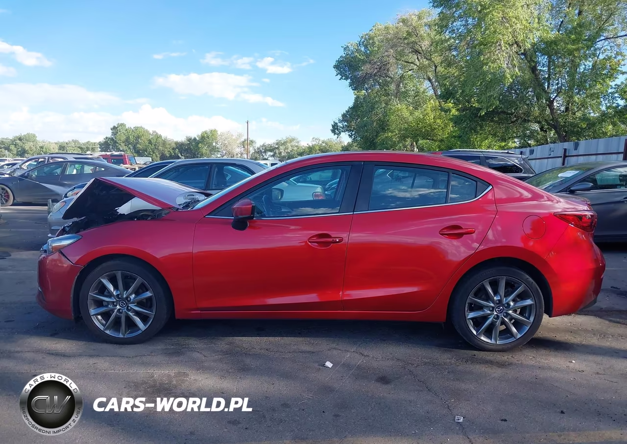 2018 Mazda Mazda3 Touring VIN:JM1BN1V30J1155873 - 14